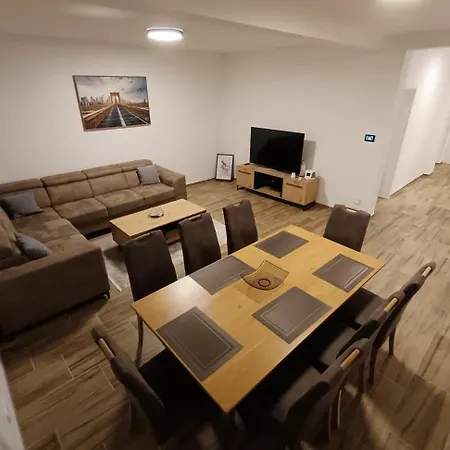 White Queen 1 Sanski Most